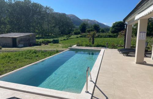 Jurandvor Villa | Villa Dupini