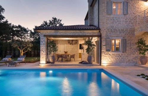 Korenici Villa | Villa Elena u Ladicima for 8 people with private pool & sports complex in Central Istria