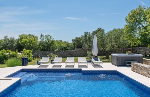 Galizana Villa | Villa Eneria by Villas Guide