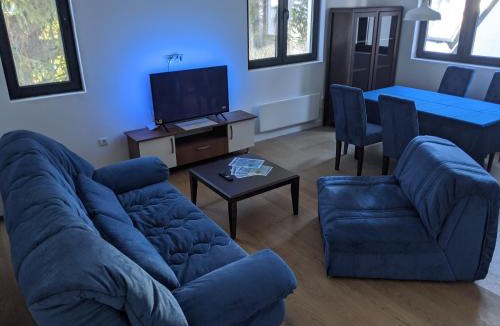 Lisina Apartment | Villa Evergreen