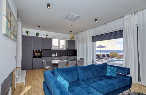 Maslenica Villa | Villa Flokica with Heated Pool