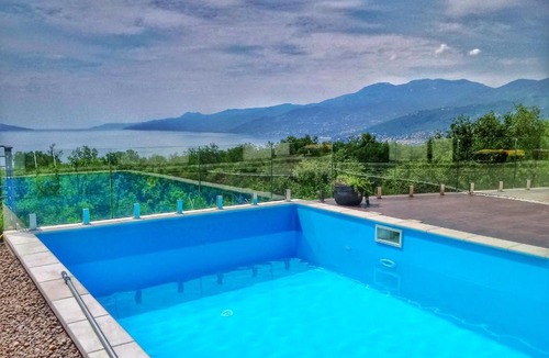 Cikovici Apartment | Villa Flora Apartment