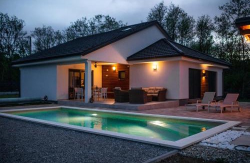 Karlovac Villa | Villa Forestview