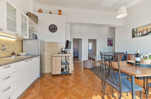Okrug Gornji Villa | Villa Grande Vista - Spacious 3 BR apt w/large terrace & fantastic sea view