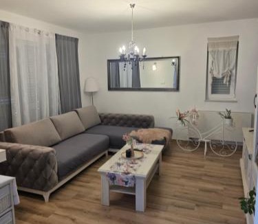 Pakostane Apartment | Villa Hana