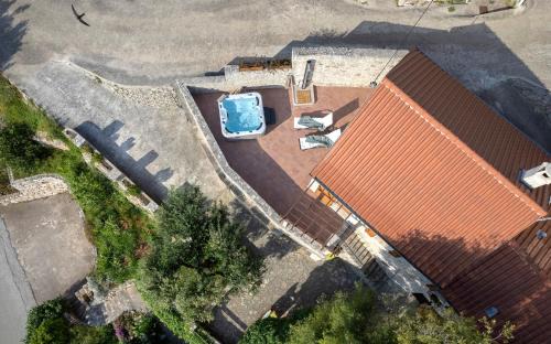 Dol Villa | Villa Hedera - beautiful stone house Hvar