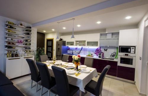 Seget Vranjica Villa | Villa Hedonist