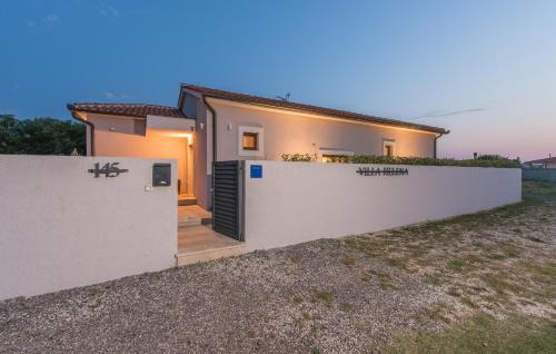 Gajana Villa | Villa Helena