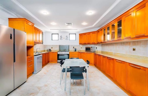 Palm Jumeirah Villa | Villa Hirushi - Five Bedroom Villa, Sleeps 8
