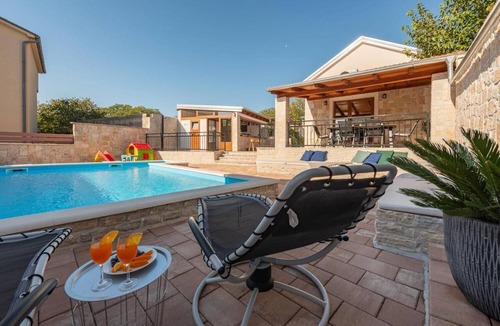 Rastevic Villa | Villa Ika - Two Bedroom Villa, Sleeps 4