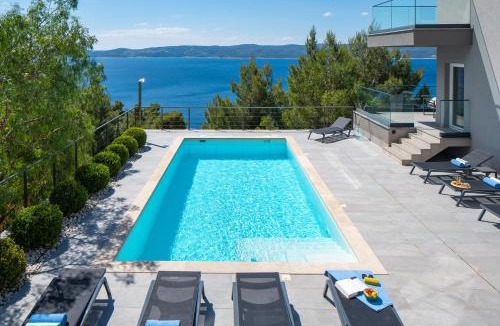 Mimice Villa | Villa Iponi