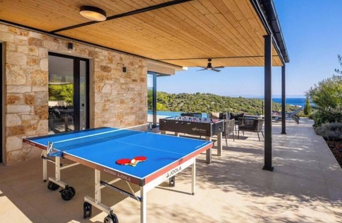 Cove Rogacic House | Villa Issa