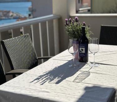 Rogoznica Apartment | Villa Ivona