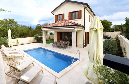 Rasopasno Villa | Villa Julija with heated swimming pool