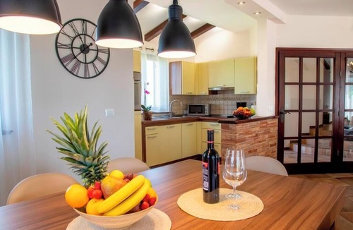 Galizana Villa | Villa Karin - Villa with private pool and spacious garden in Galižana, Istra
