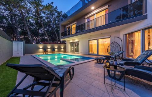 Vir House | Villa Karlo