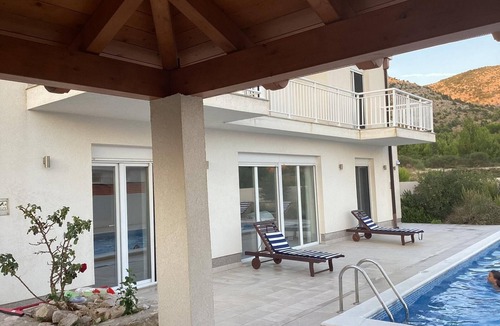 Ravno Villa | Villa Katarina 5-bedroom near Dubrovnik with private pool