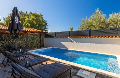 Fazana Villa | Villa Katarina - Peroj by Villas Guide