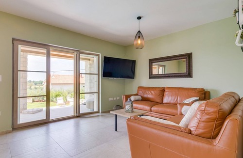 Vizinada Villa | Villa Keli by Villas Guide
