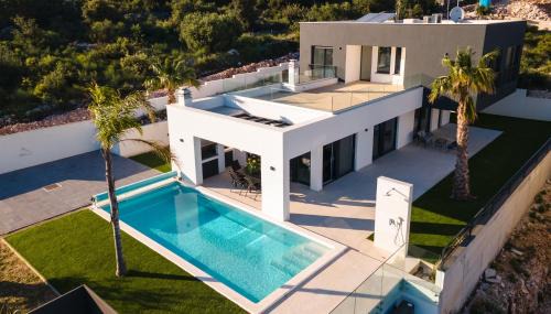 Vinisce Villa | Villa Koko Vinišće by AdriaticLuxuryVillas