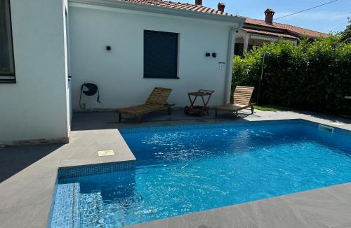 Tinjan Villa | Villa Kristina
