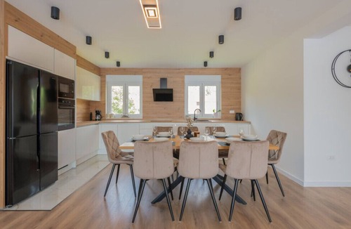 Prolozac Villa | Villa Kristina - Makarska by Villas Guide