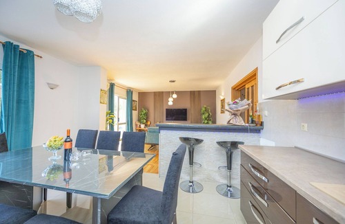 Makarska Villa | Villa Kristina in Makarska with pool, terrace, sea view, BBQ, parking