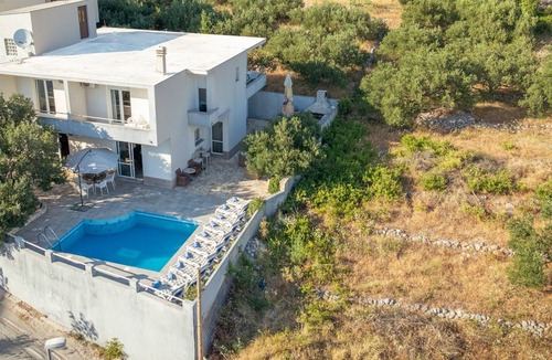 Makarska Villa | Villa Kristina in Makarska with pool, terrace, sea view, BBQ, parking