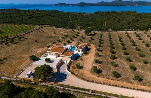 Biograd na Moru Villa | Villa La Consess