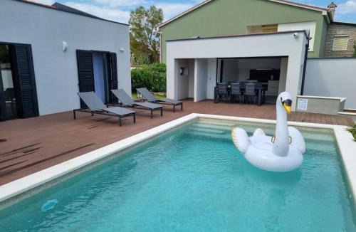 Valbandon Villa | Villa Lana