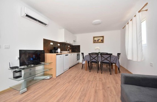 Sveti Filip i Jakov Villa | Villa Lara - Two Bedroom Villa, Sleeps 4