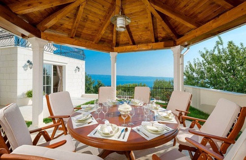 Jesenice Villa | Villa Layla - Four Bedroom Villa, Sleeps 8