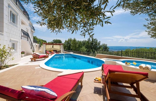 Jesenice Villa | Villa Layla - Four Bedroom Villa, Sleeps 8
