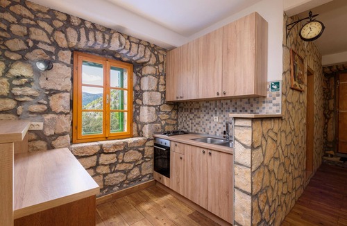 Stasevica Villa | Villa Lazini Dvori - Two Bedroom Stone House Villa with Private Pool