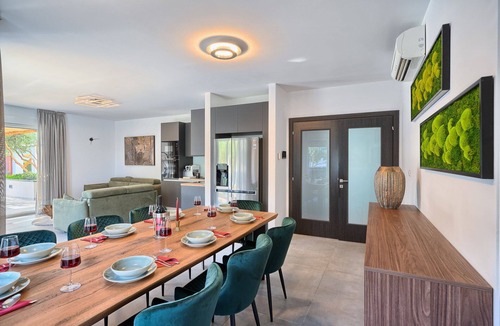 Znjan Villa | Villa Liberty Living with Pool