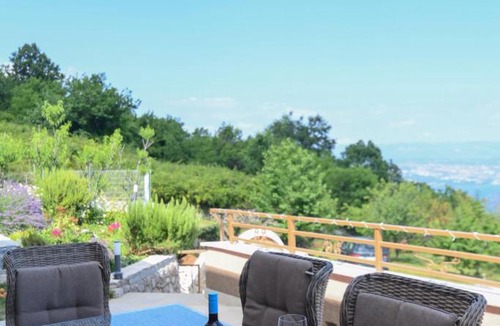 Opatija House | Villa Lily-Dog Friendly, Private Jaccuzzi&Spa,Shared Infinity Pool, Sea View