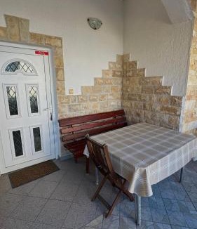 Vir Apartment | Villa LIR