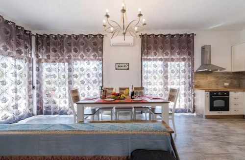Dugopolje House | Villa Longfield mit privaten Pool und Sauna by Interhome