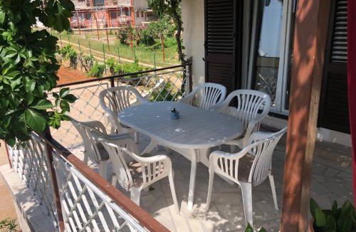 Primosten Burnji Apartment | Villa Lorenta Apartments