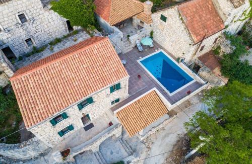Mihanici Villa | Villa Luciana