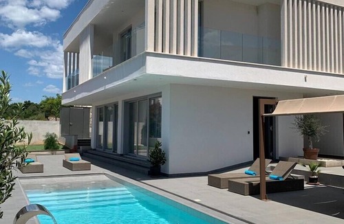 Cavtat Villa | Villa Lumierie - Private Villa, heated Pool, Garden, Parking