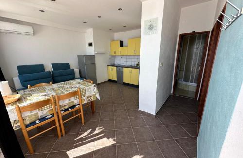 Ljubac Apartment | Villa M, ground floor Apartment for 4 persons
