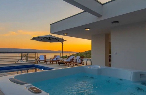 Lokva Rogoznica House | Villa Mare by Interhome