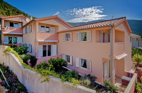 Komiza Apartment | Villa Mare Komiža