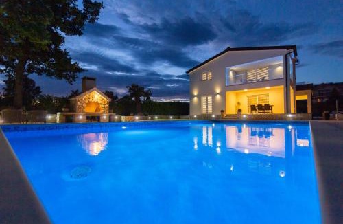Donji Prolozac House | Villa Maria