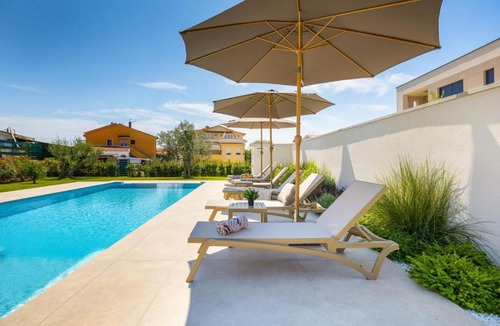Medulin Villa | Villa Marija Medulin by Villsy