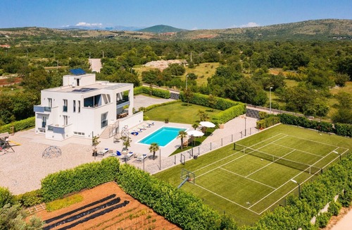 Dugopolje Villa | Villa Marijeta exclusive 5 star villa with 50sqm heated pool, 6 bedrooms and playroom