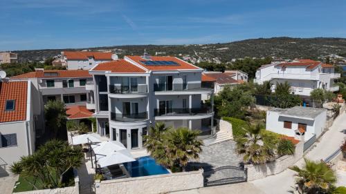 Sevid Apartment | Villa Marin