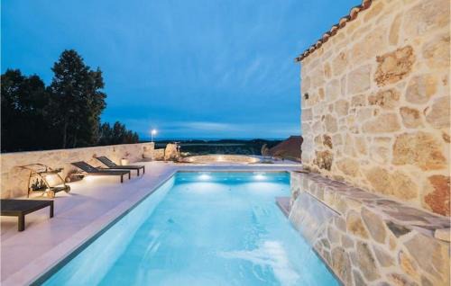 Popovici House | Villa Mediterranean Estate