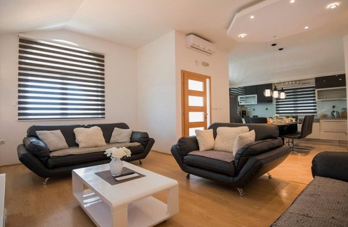 Podbablje Villa | Villa Mia 2 - Six Bedroom Villa with Private Pool